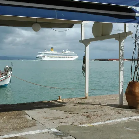 Fotis ゲストハウス スカフィディア