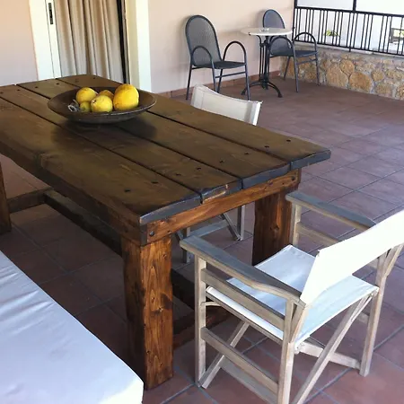 Pensión Fotis 3*